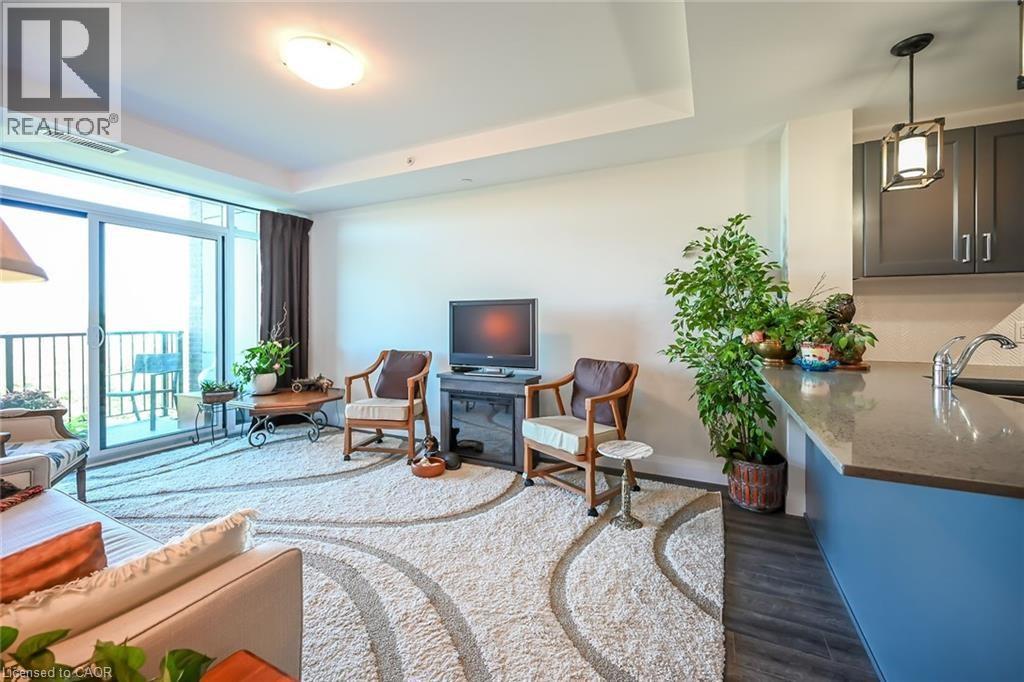 1 REDFERN Avenue Unit# 337, Hamilton, Ontario, L8W1P8 — Photo 2