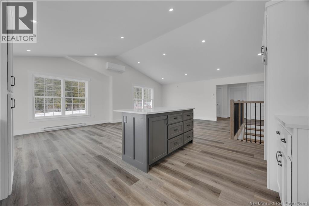 17 Christopher Avenue - 13