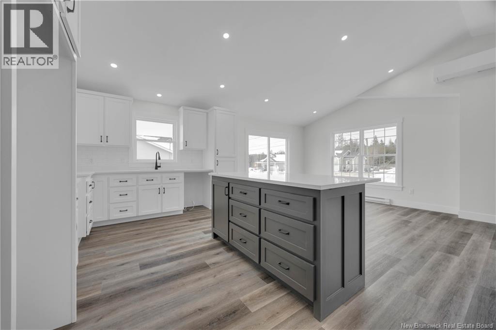 17 Christopher Avenue - 15