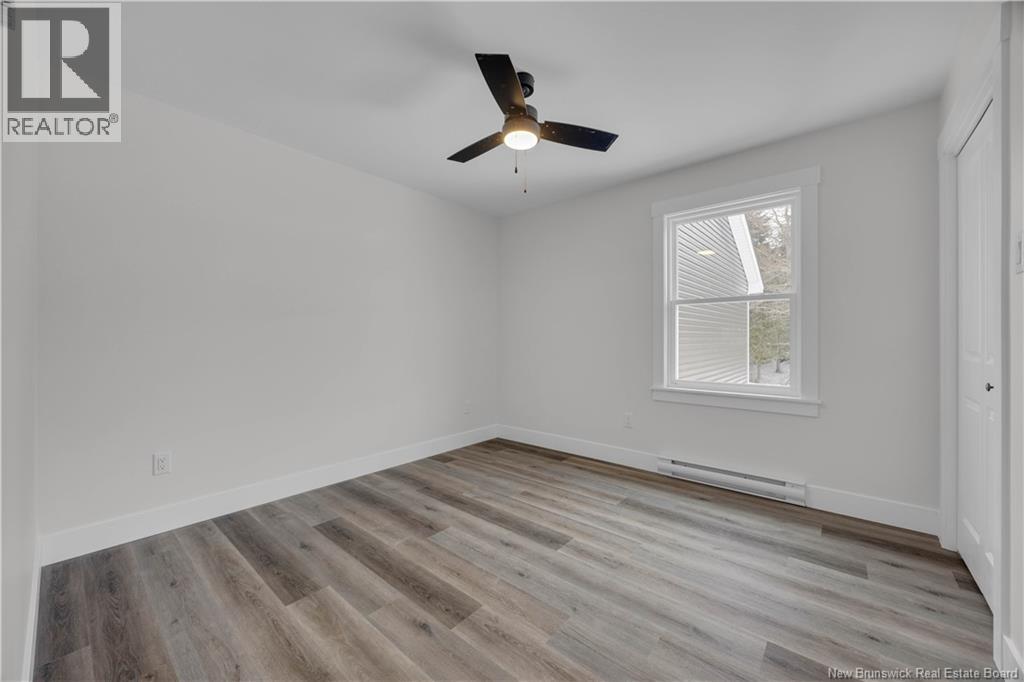 17 Christopher Avenue - 27
