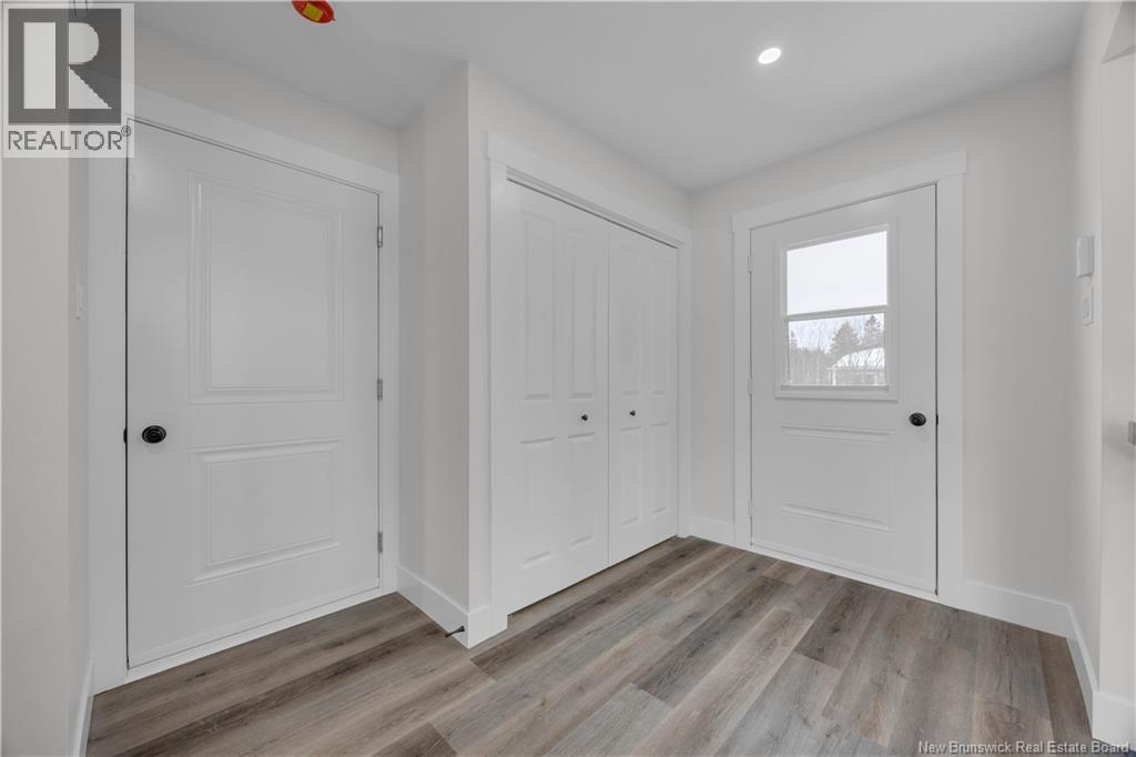 17 Christopher Avenue - 29
