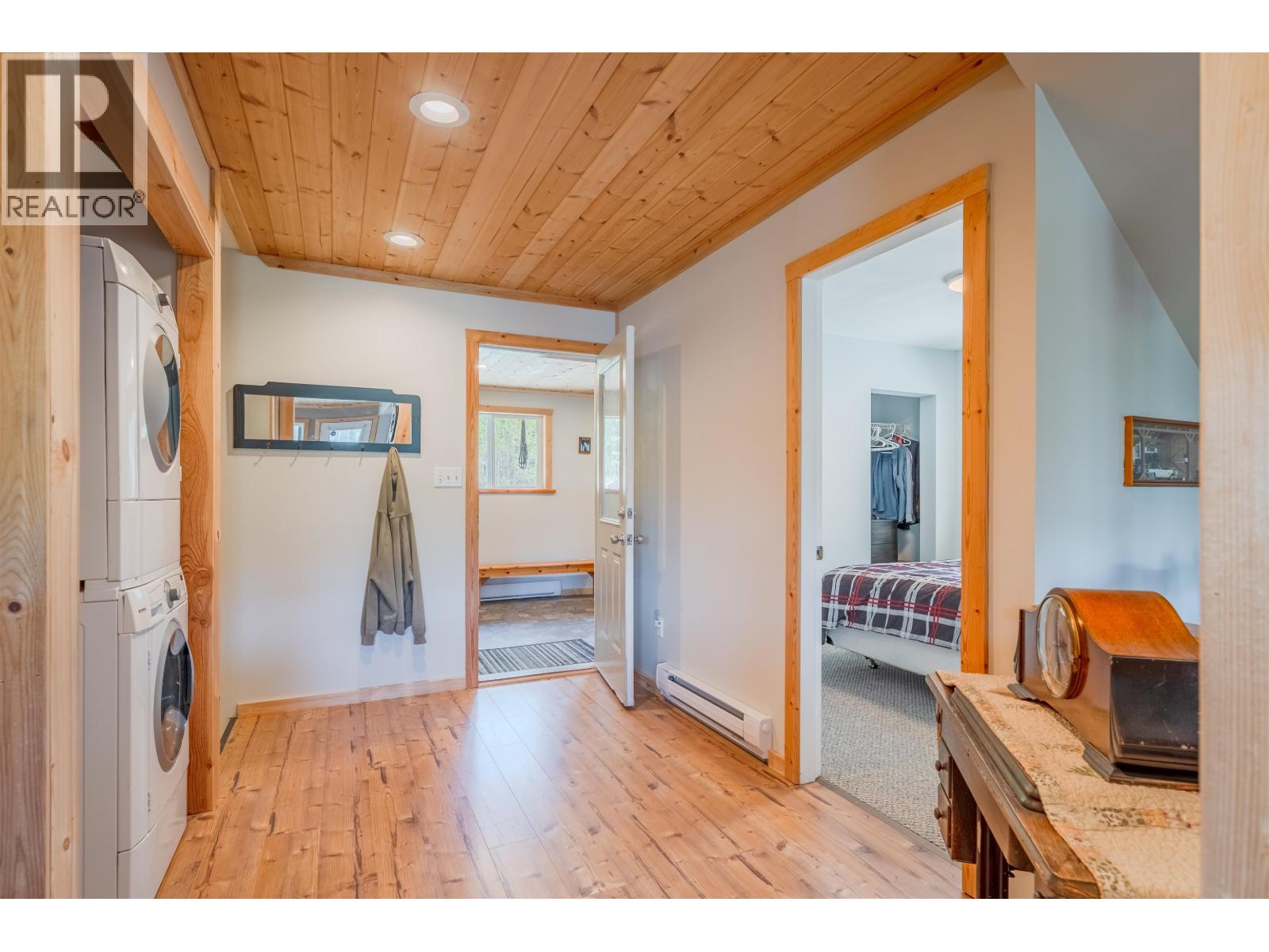 3382 BRADLEY CREEK ROAD - 22