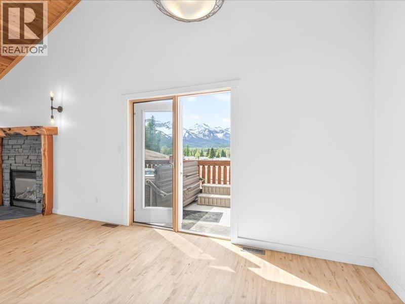 4C SPRUCE Place, Fernie