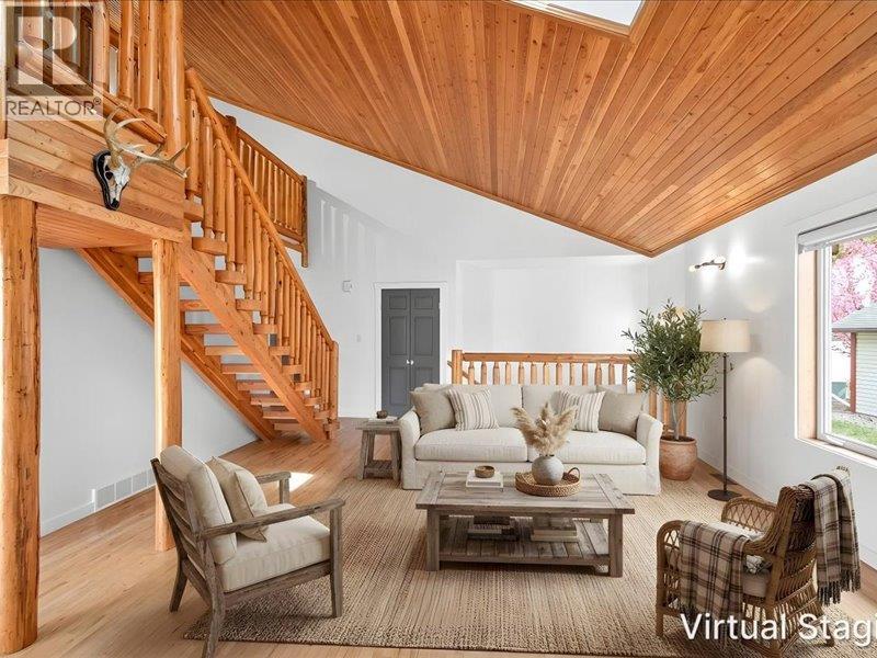 4C SPRUCE Place, Fernie