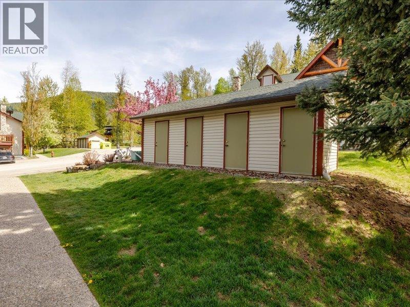 4C SPRUCE Place, Fernie