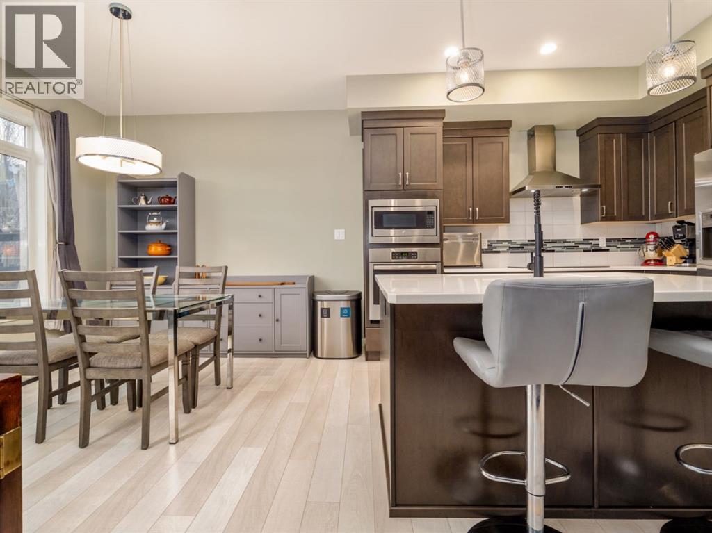327 Mildred Dobbs Boulevard N - 14