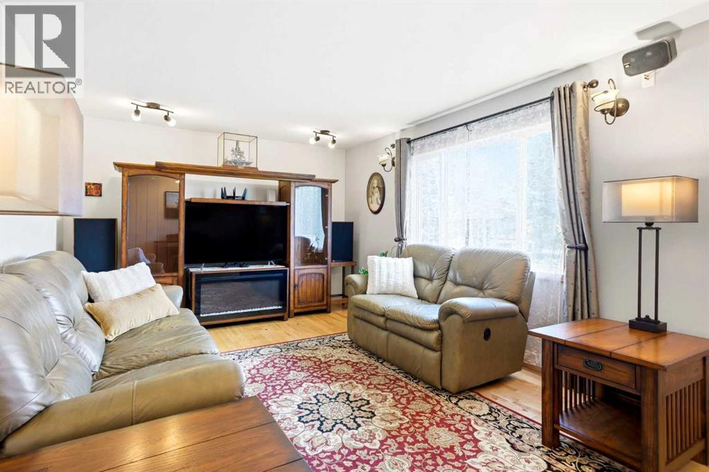 8303 Bowglen Road NW - 10