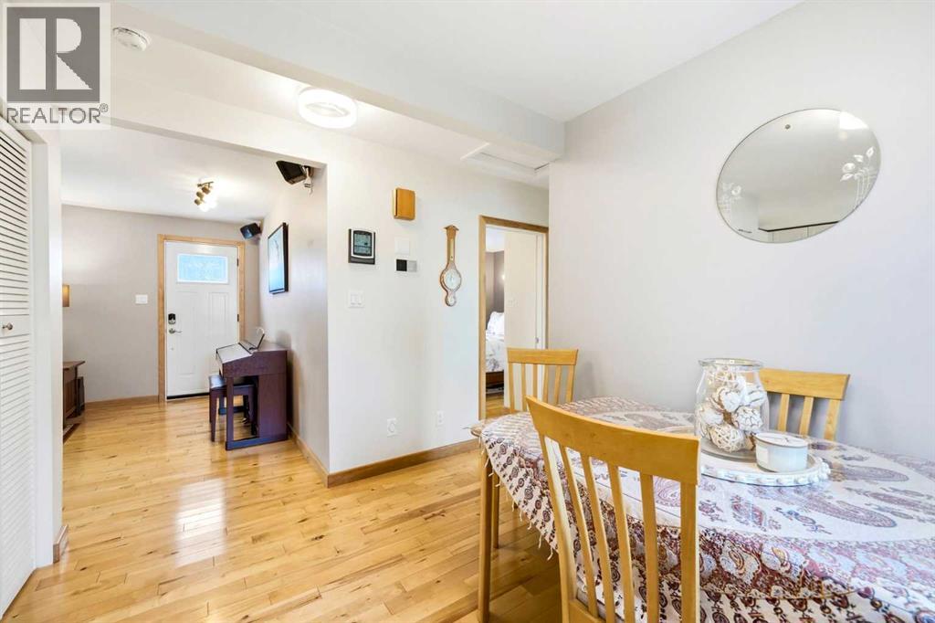 8303 Bowglen Road NW - 13