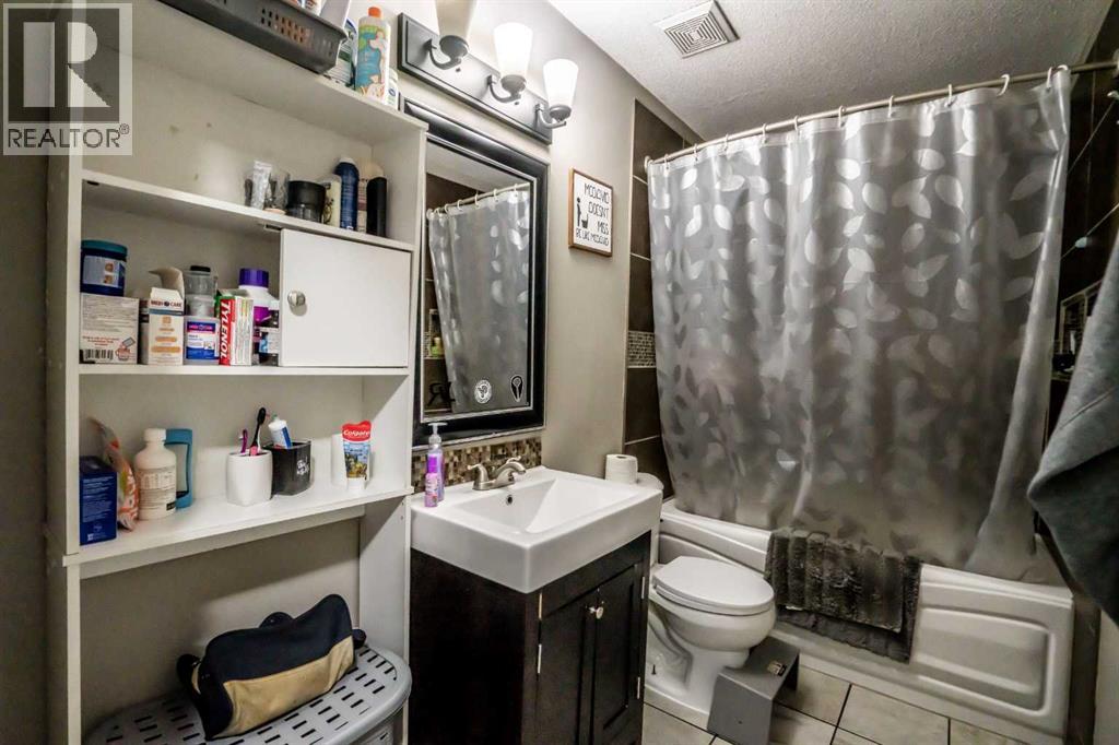 8322 95 St Street - Photo 15