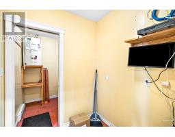 6 Dillon Crescent thumbnail 25