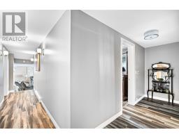 6 Dillon Crescent thumbnail 8