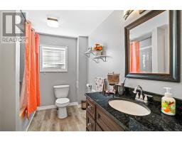 6 Dillon Crescent thumbnail 9
