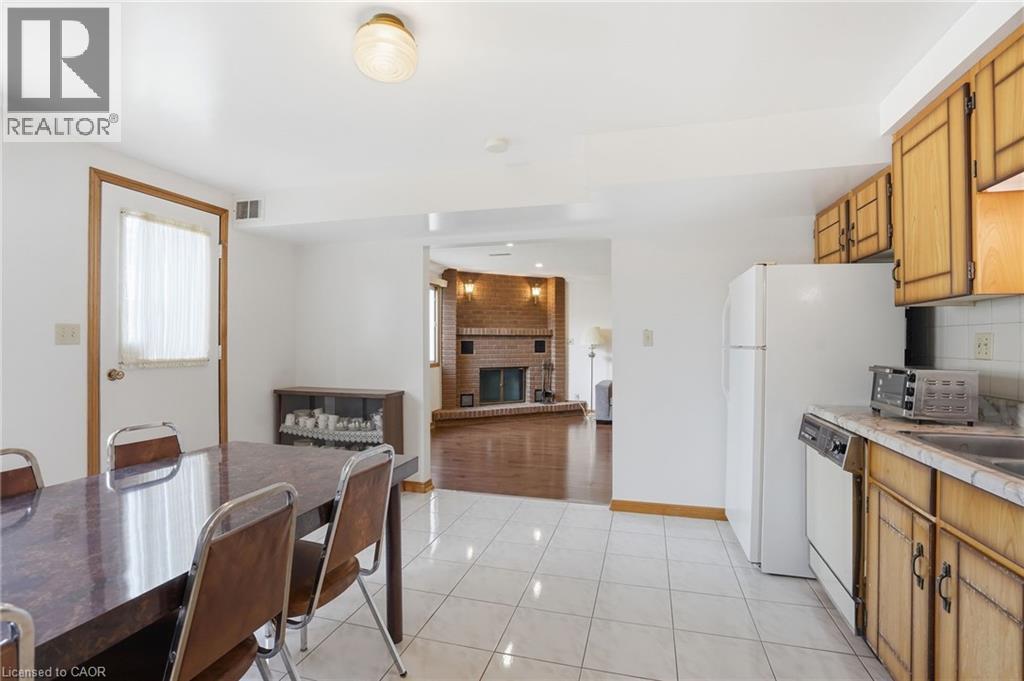 267 GREENCEDAR Drive - 40