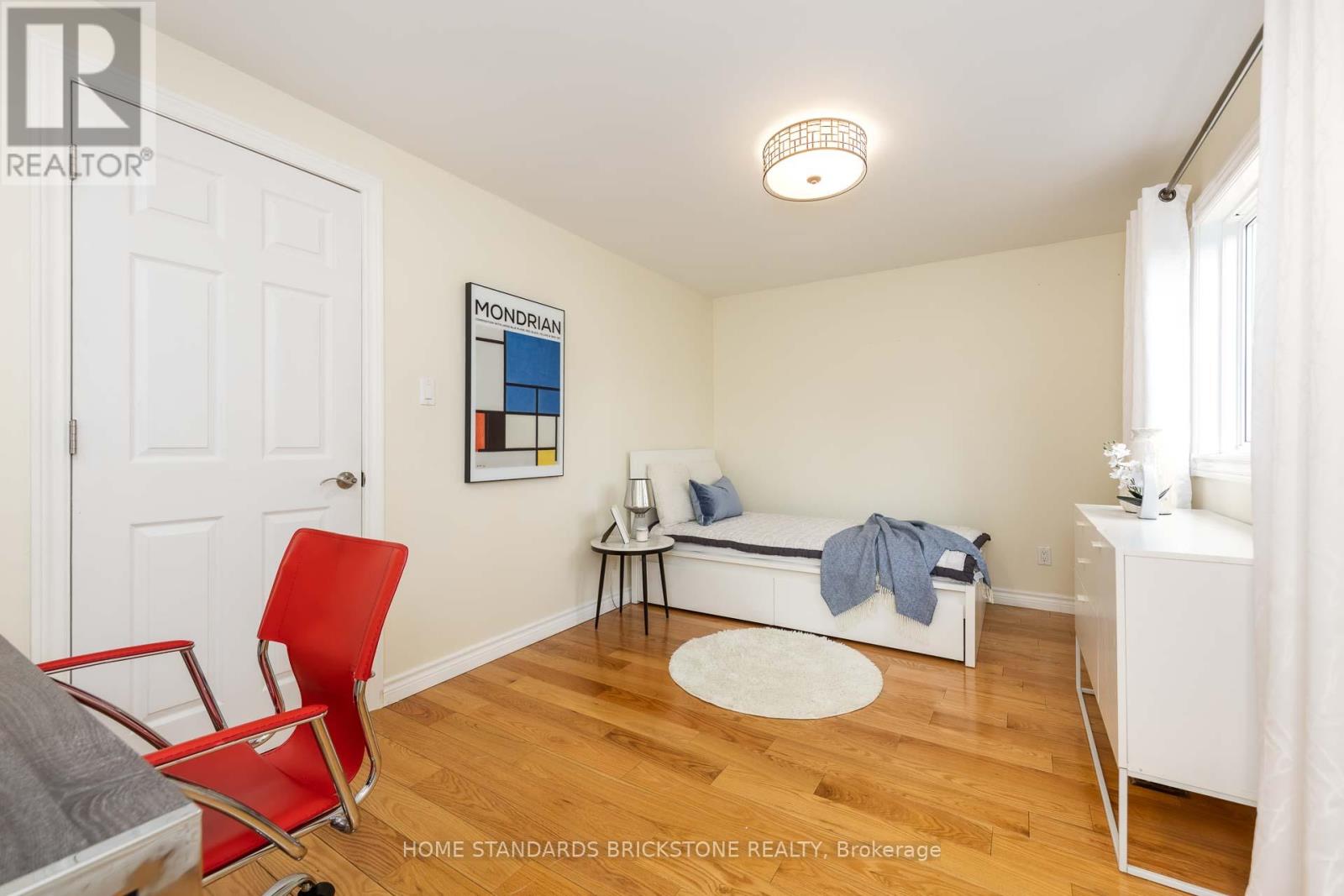 10 CHUMLEIGH CRESCENT - 22