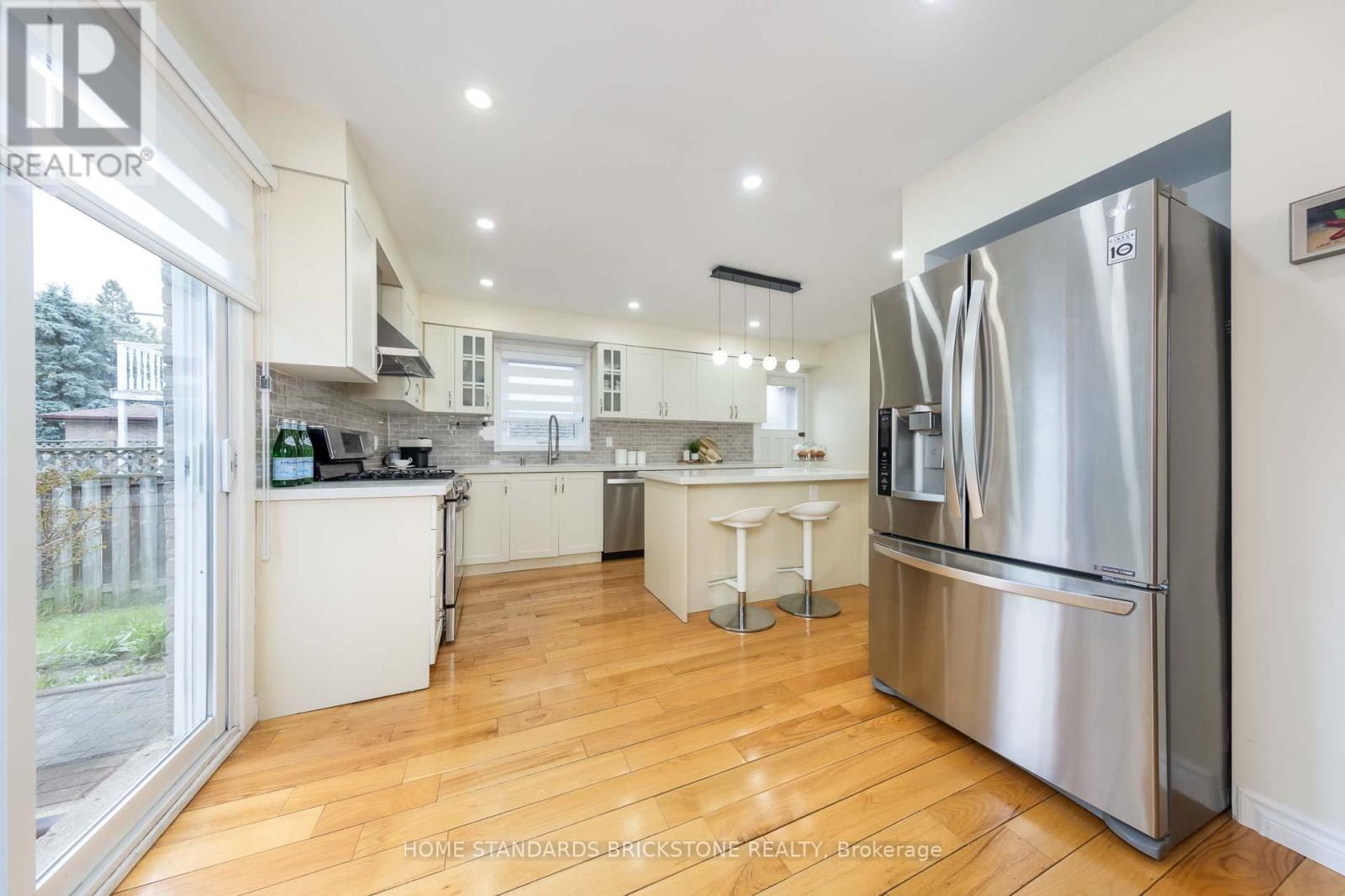 10 CHUMLEIGH CRESCENT - 10