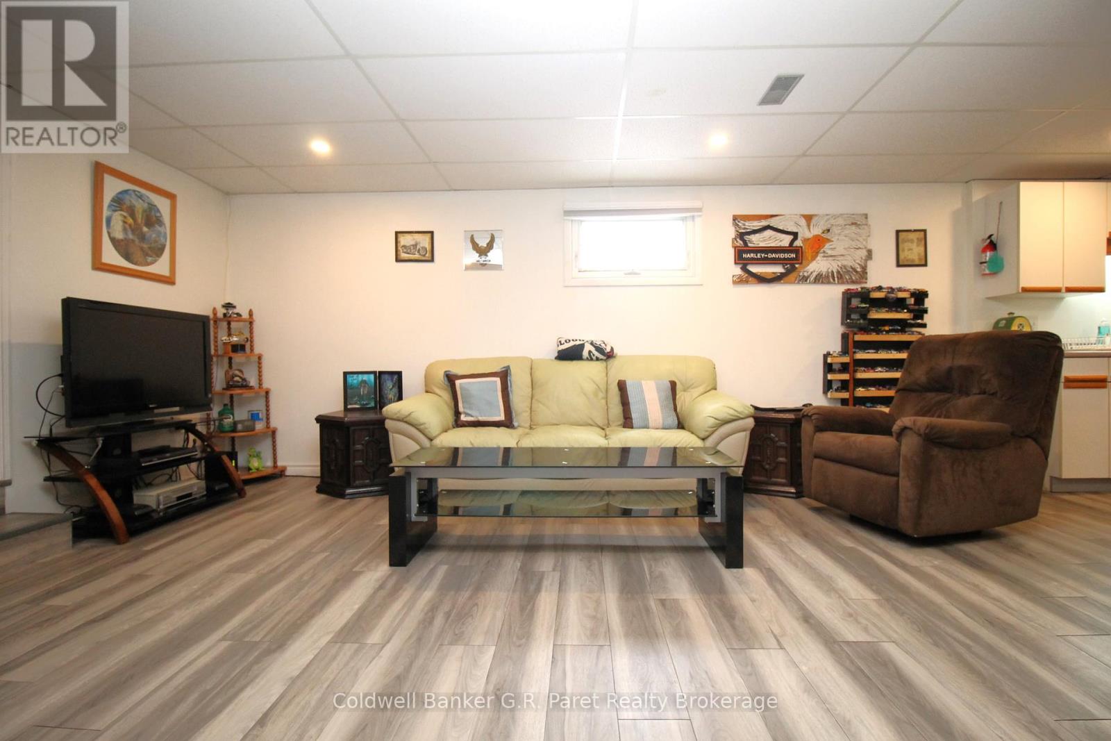 777 JAMES STREET - 8