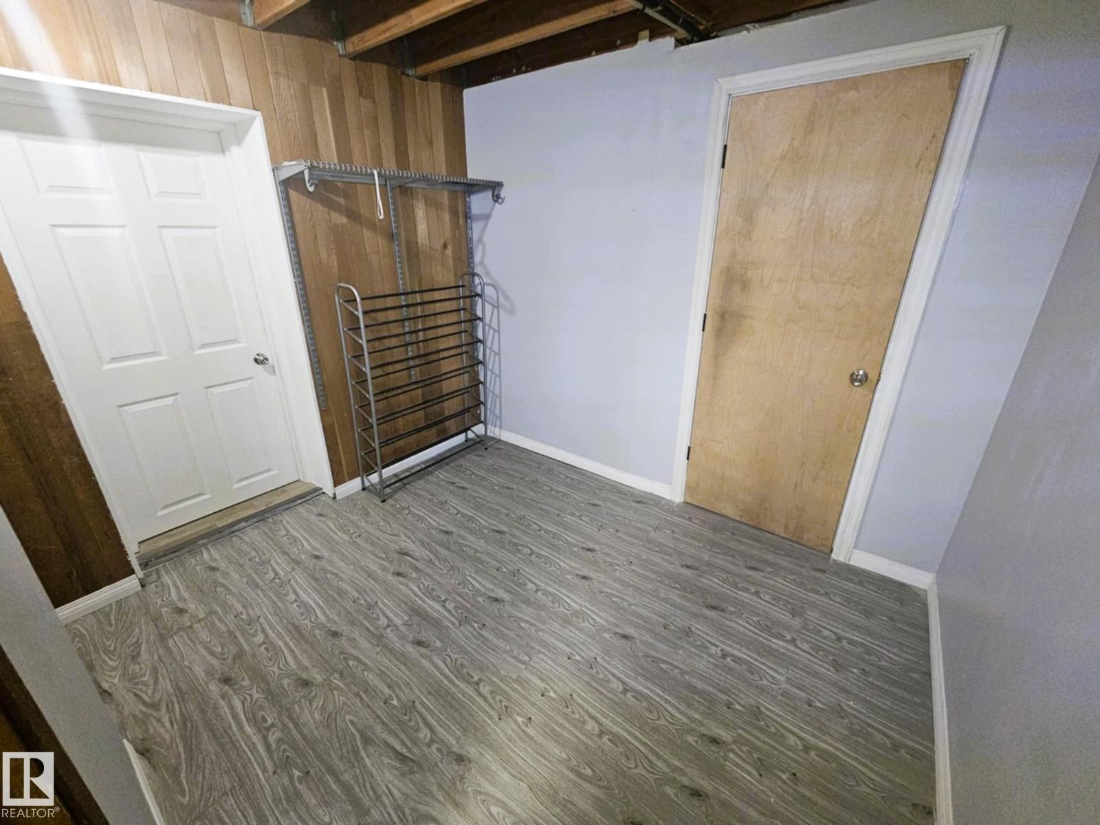 8512 131 AV NW - 28