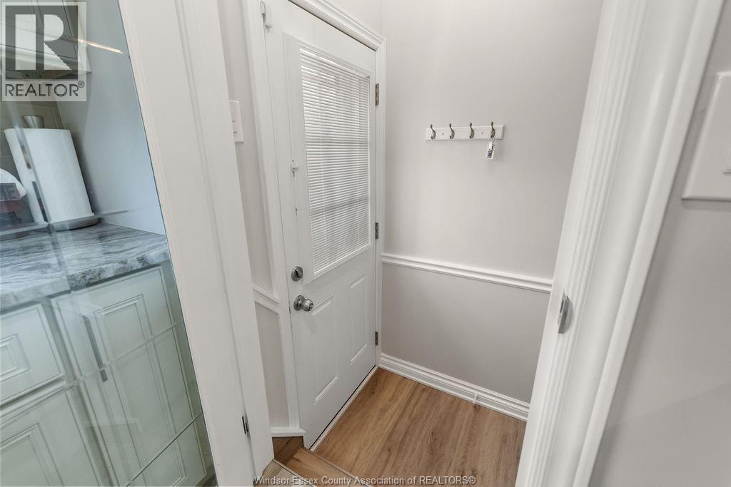 3881 MOUNT CARMEL DRIVE, Windsor, Ontario, N9G2C6 — Photo 6