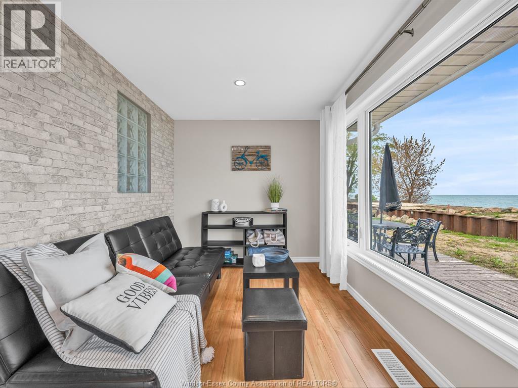 162 Robson Rd - 12