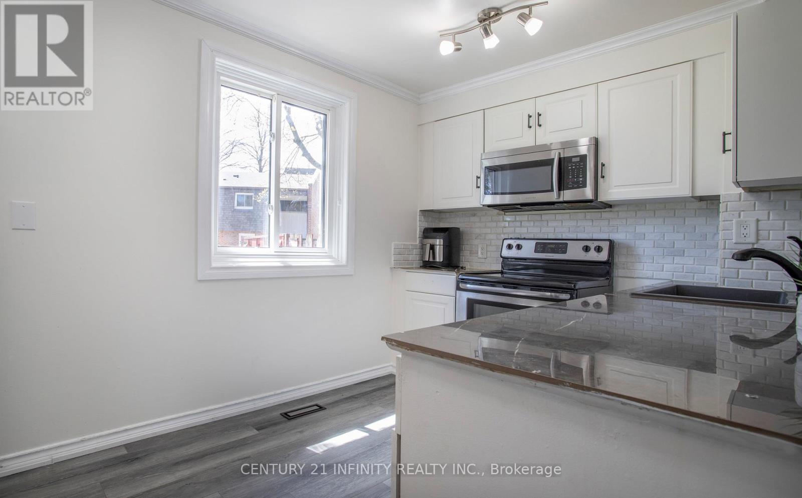 #33 101 DOVEDALE DRIVE - 13