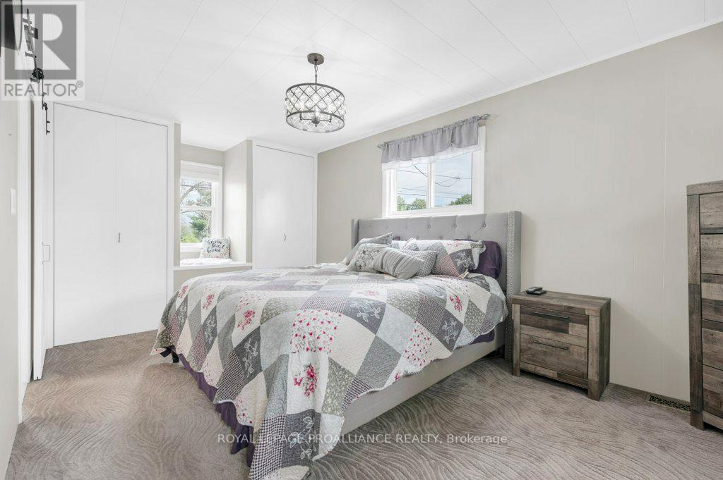 425 ROSEBUSH ROAD - 23