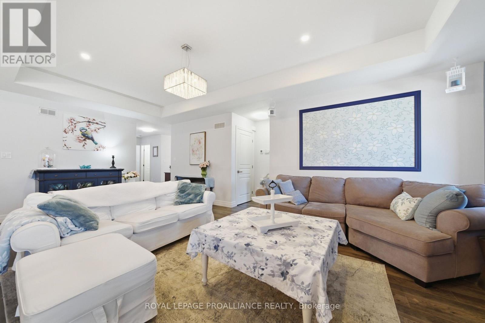 51 CREWS CRESCENT - 16