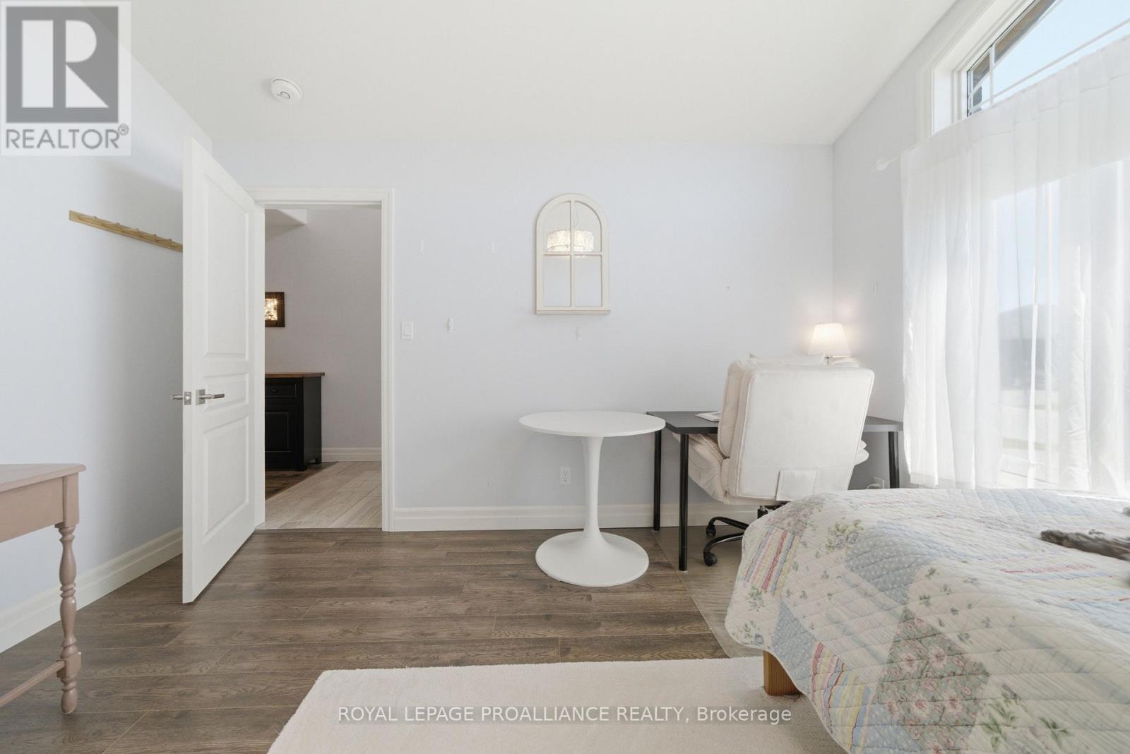 51 CREWS CRESCENT - 25