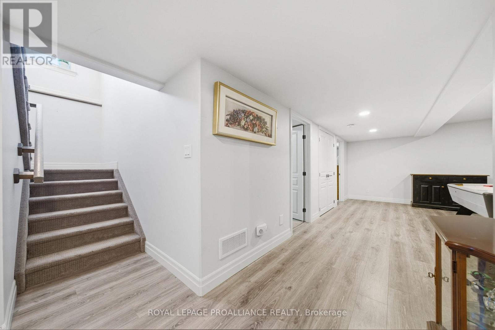 51 CREWS CRESCENT - 30
