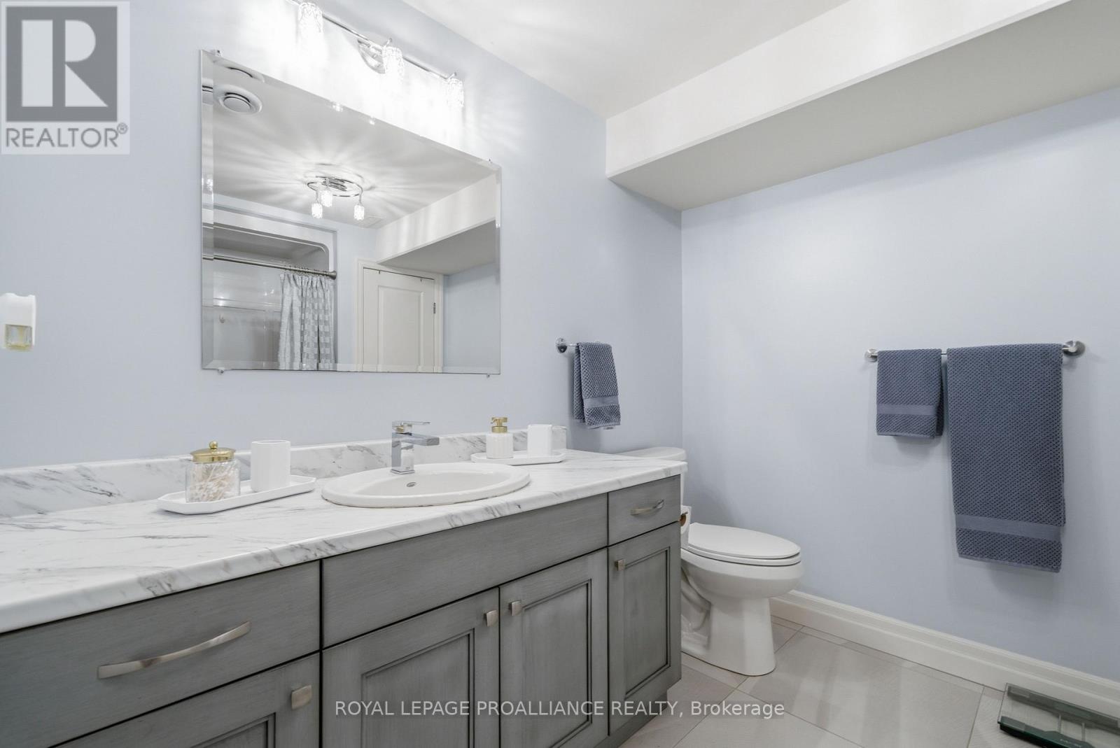 51 CREWS CRESCENT - 31