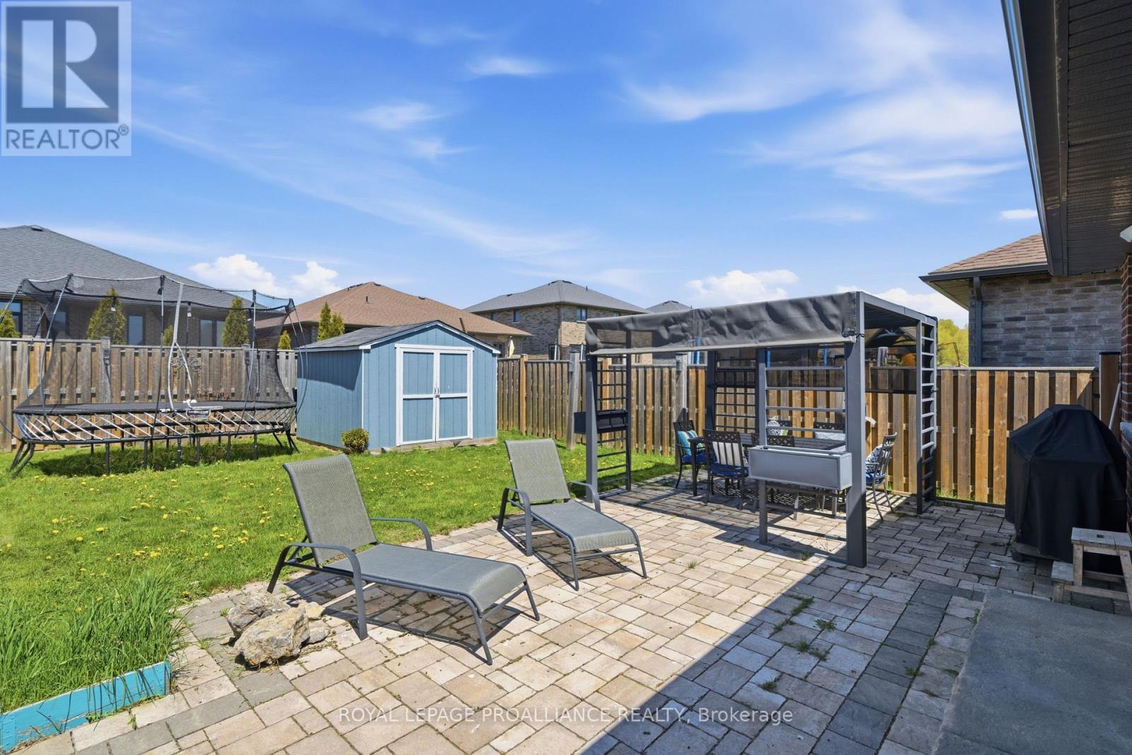 51 CREWS CRESCENT - 47