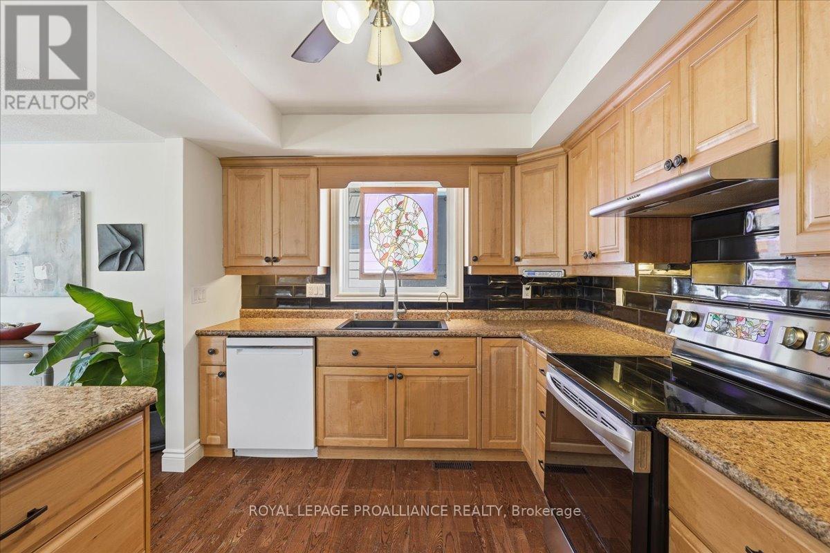 82 WEST MARY STREET - 16