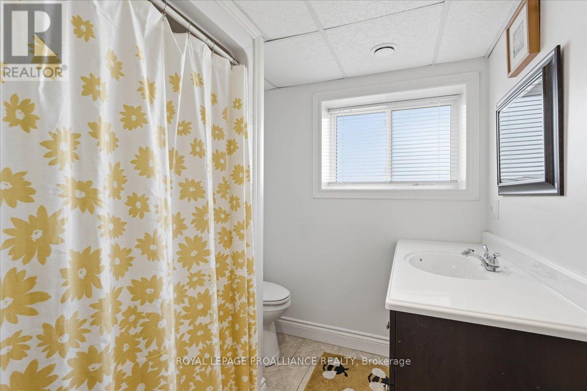 82 WEST MARY STREET - 31
