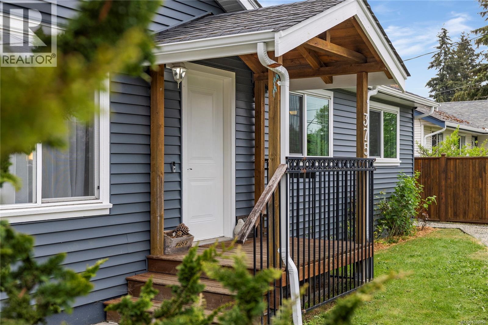375 Temple St - 13