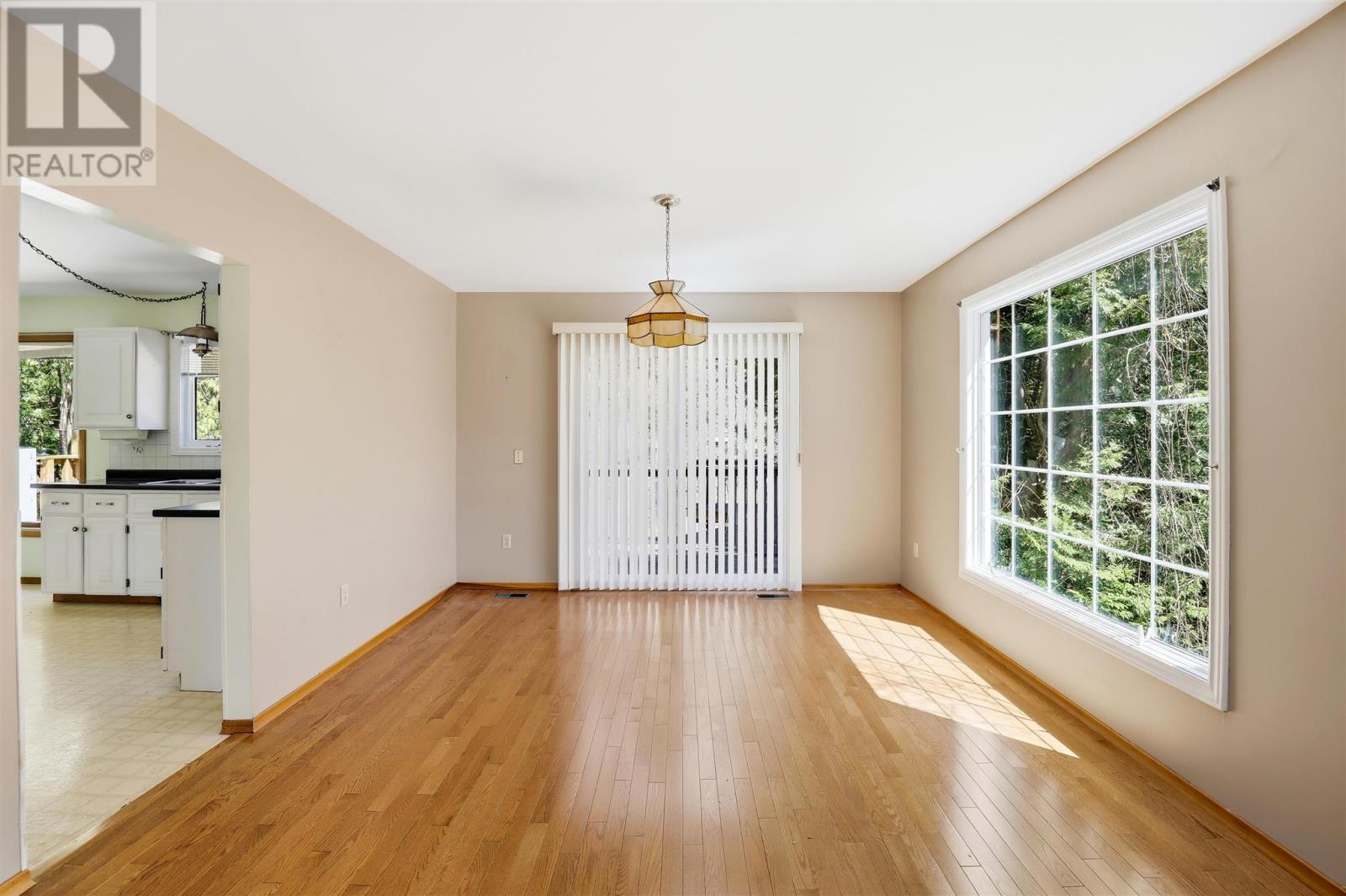 4562 Second LIN W, Prince Township, Ontario, P6A6K4 — Photo 13