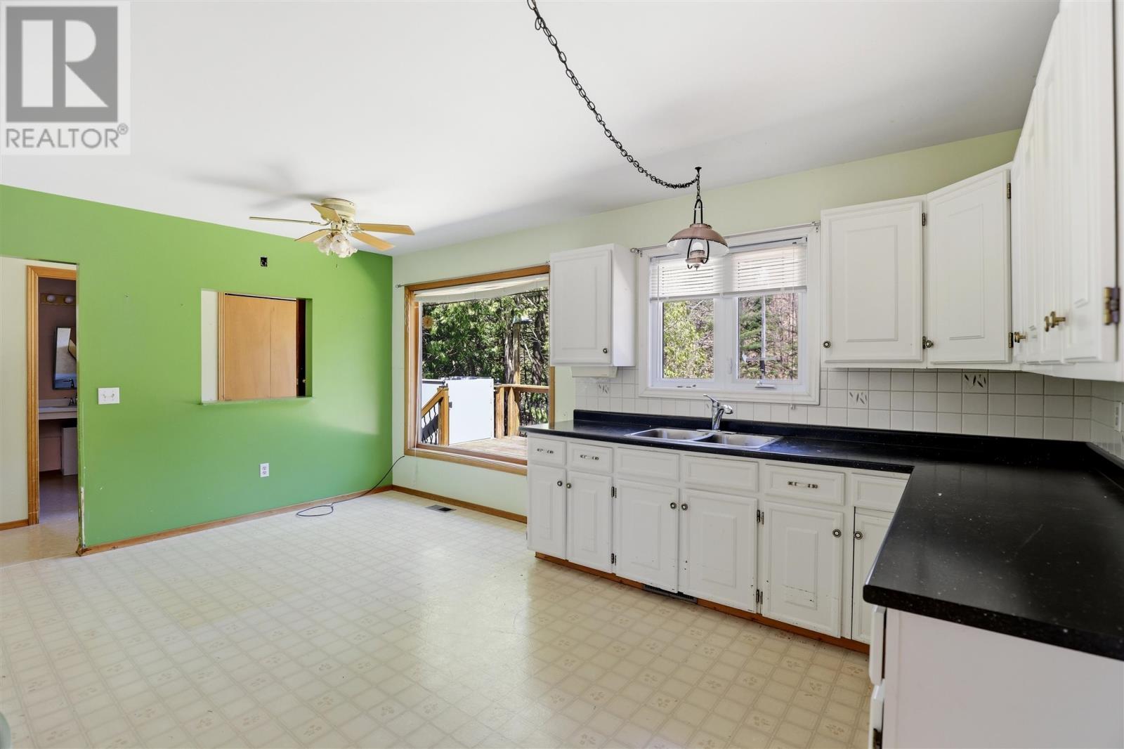 4562 Second LIN W, Prince Township, Ontario, P6A6K4 — Photo 26