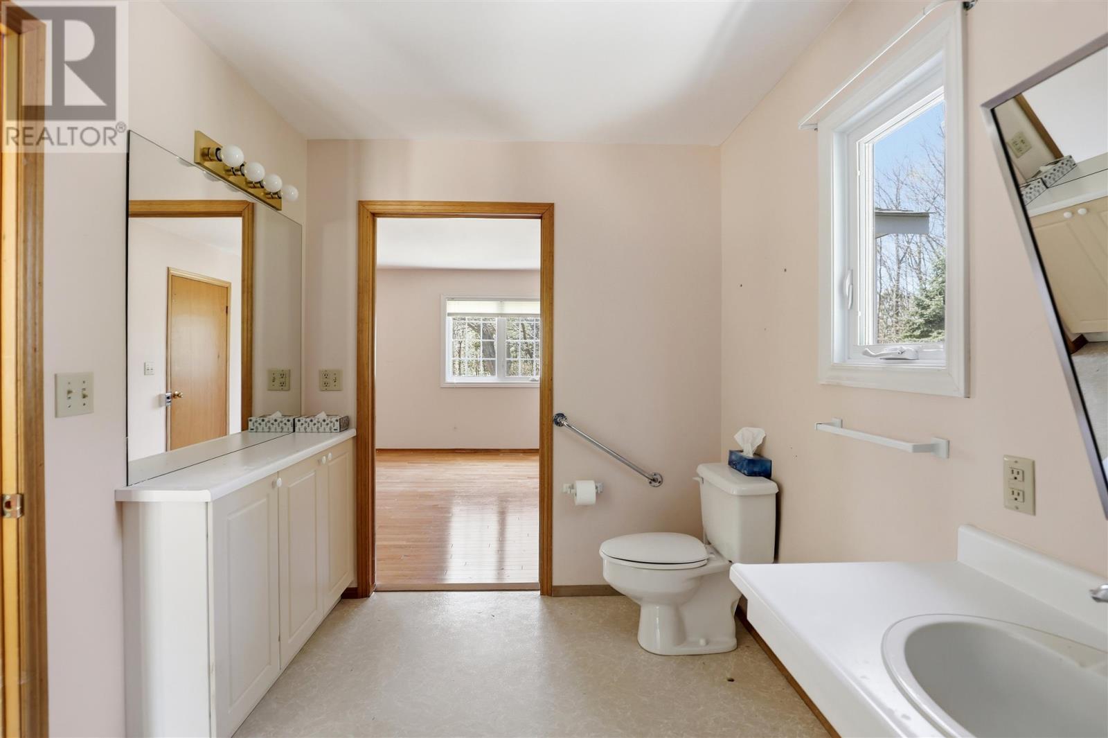 4562 Second LIN W, Prince Township, Ontario, P6A6K4 — Photo 46