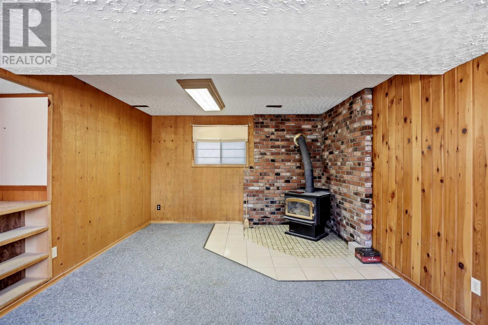 4562 Second LIN W, Prince Township, Ontario, P6A6K4 — Photo 2