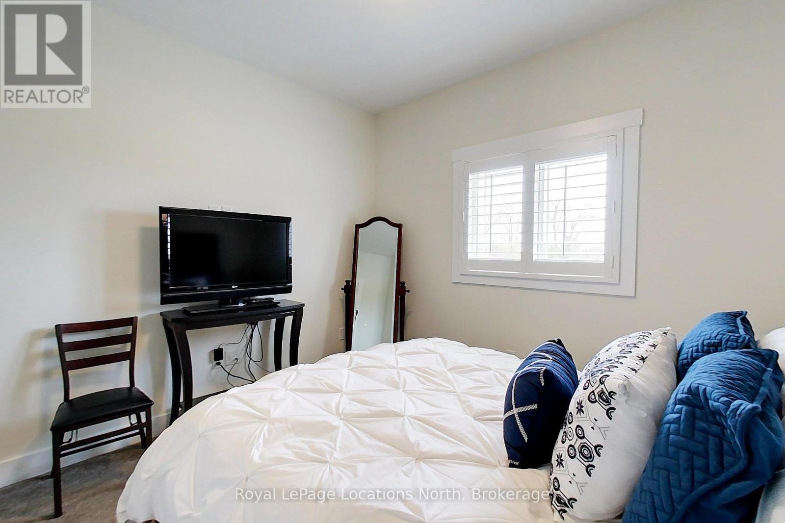 204 MACTAY DRIVE - 31