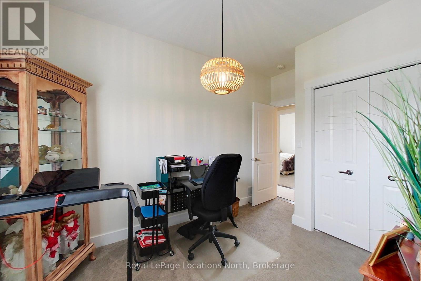 204 MACTAY DRIVE - 36