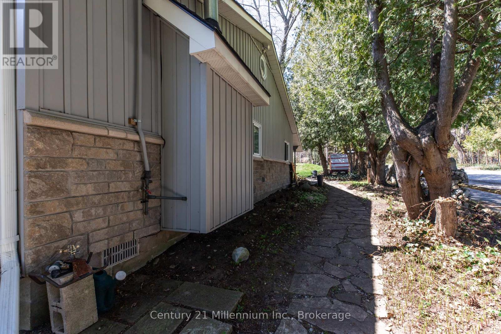 117 KIOWANA BEACH ROAD - 43