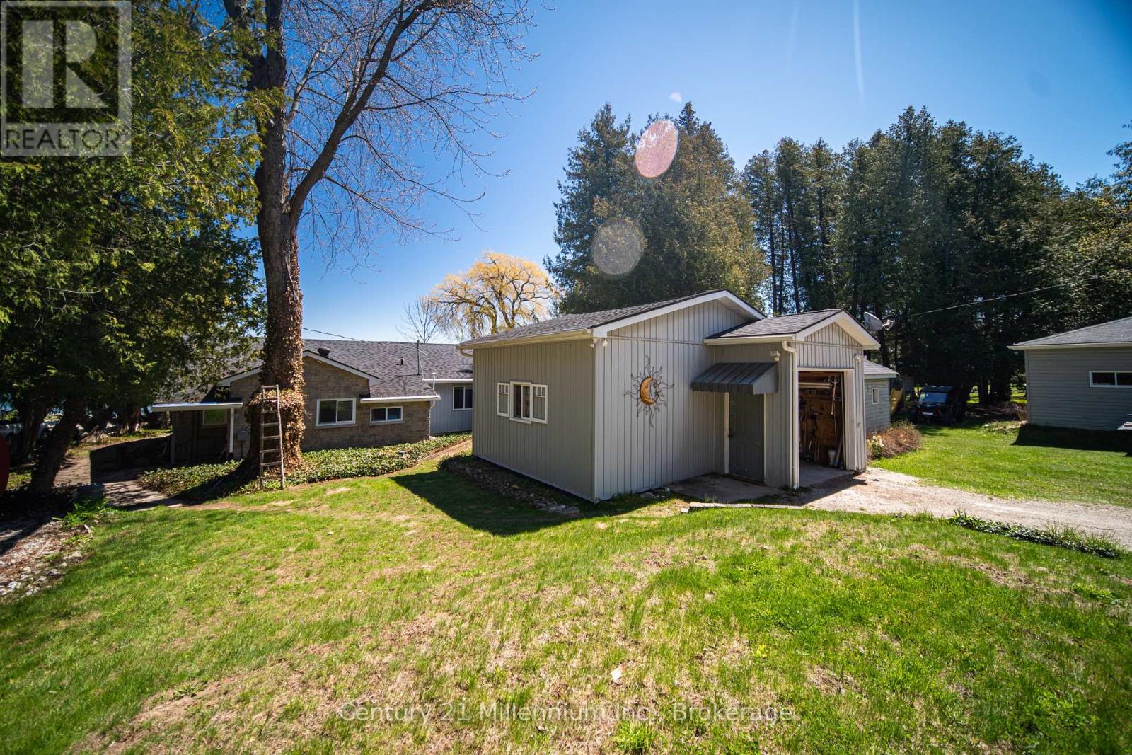 117 KIOWANA BEACH ROAD - 9