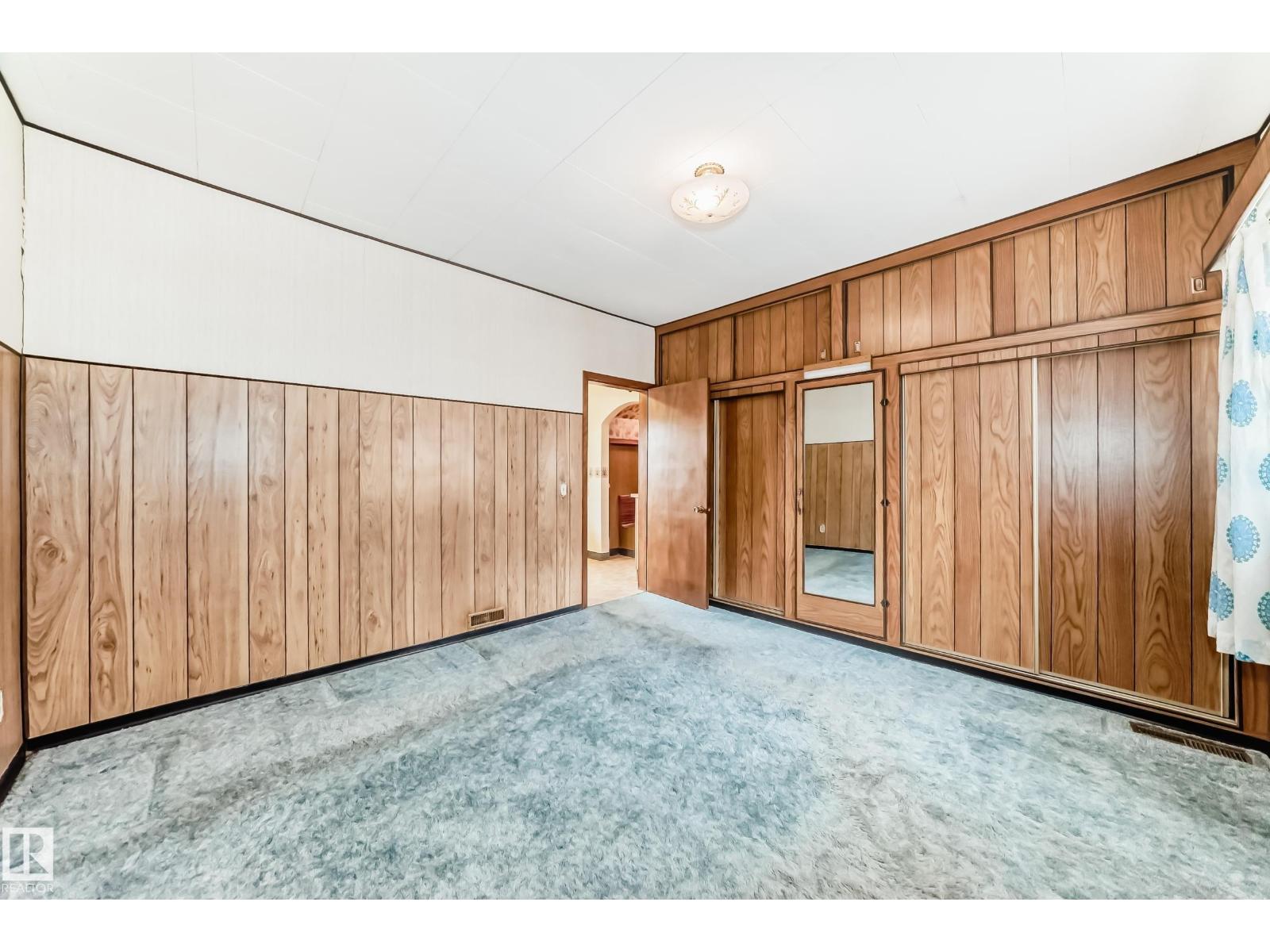 11929 91 ST NW - 15