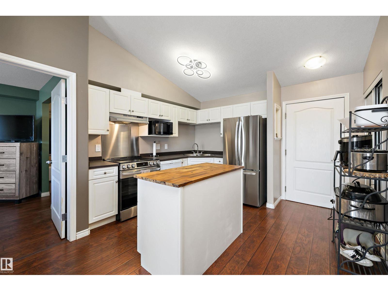 #415 12550 140 AV NW - 7