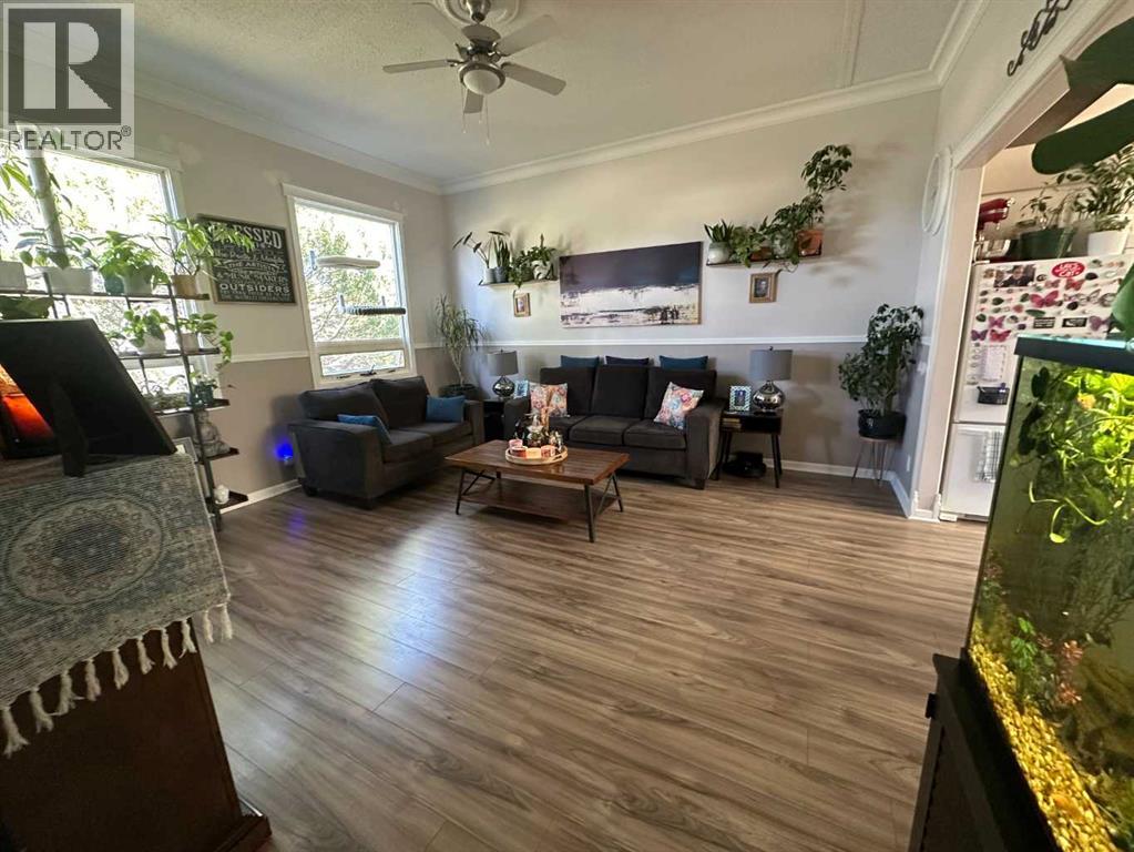 1435 22 Avenue - 39