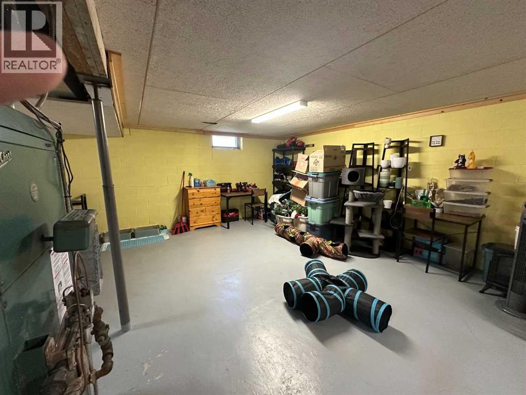 1435 22 Avenue - 43