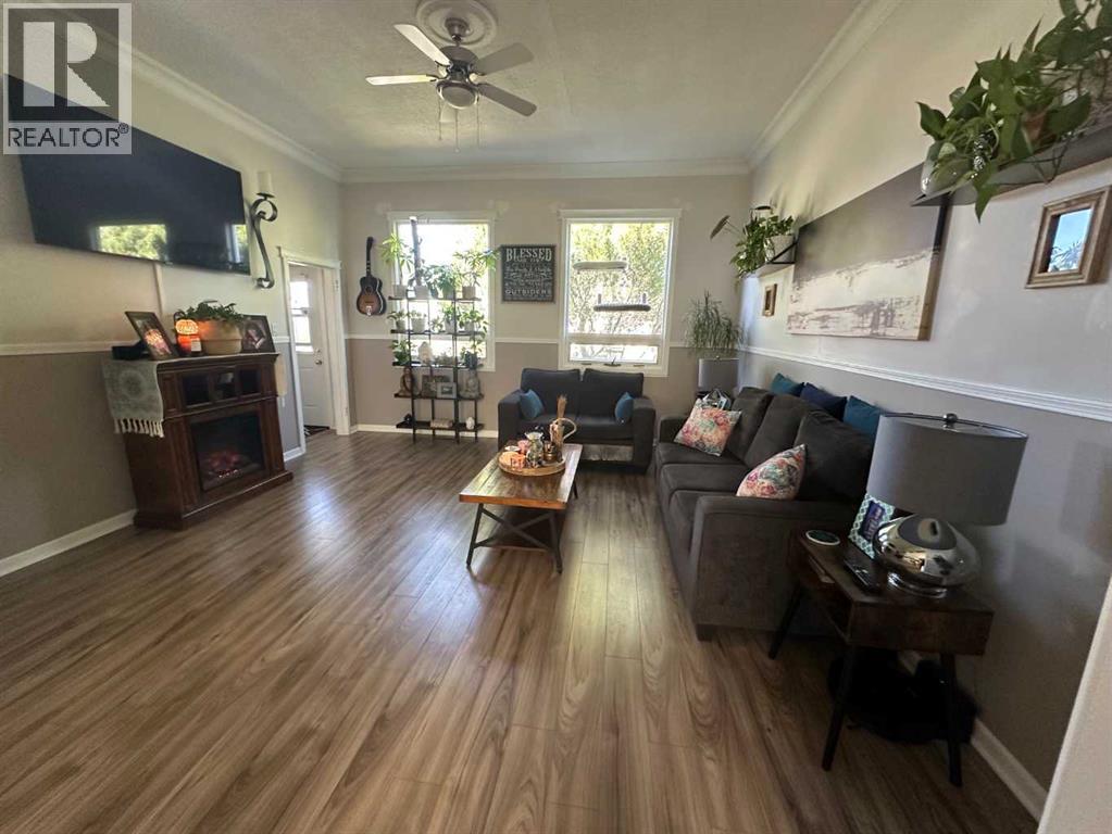 1435 22 Avenue - 37