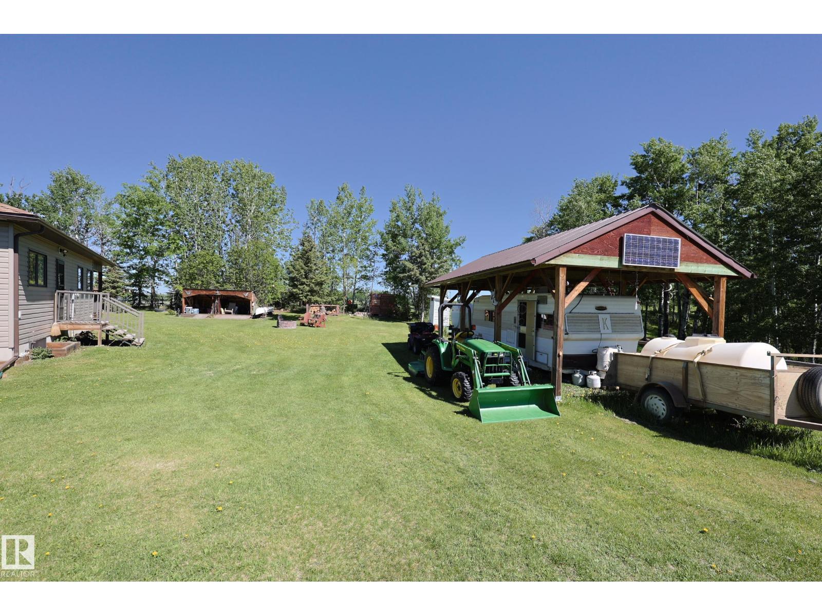240002 TWP RD 674 - 35