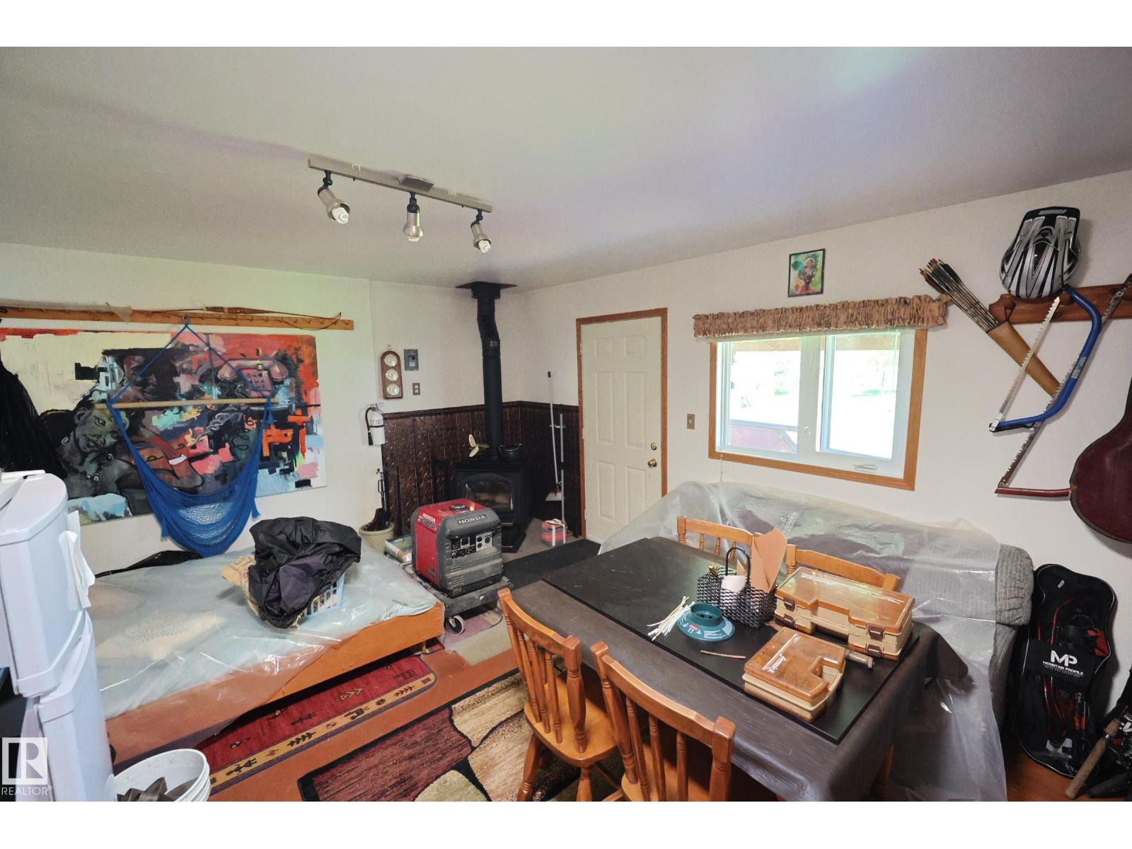 240002 TWP RD 674 - 55