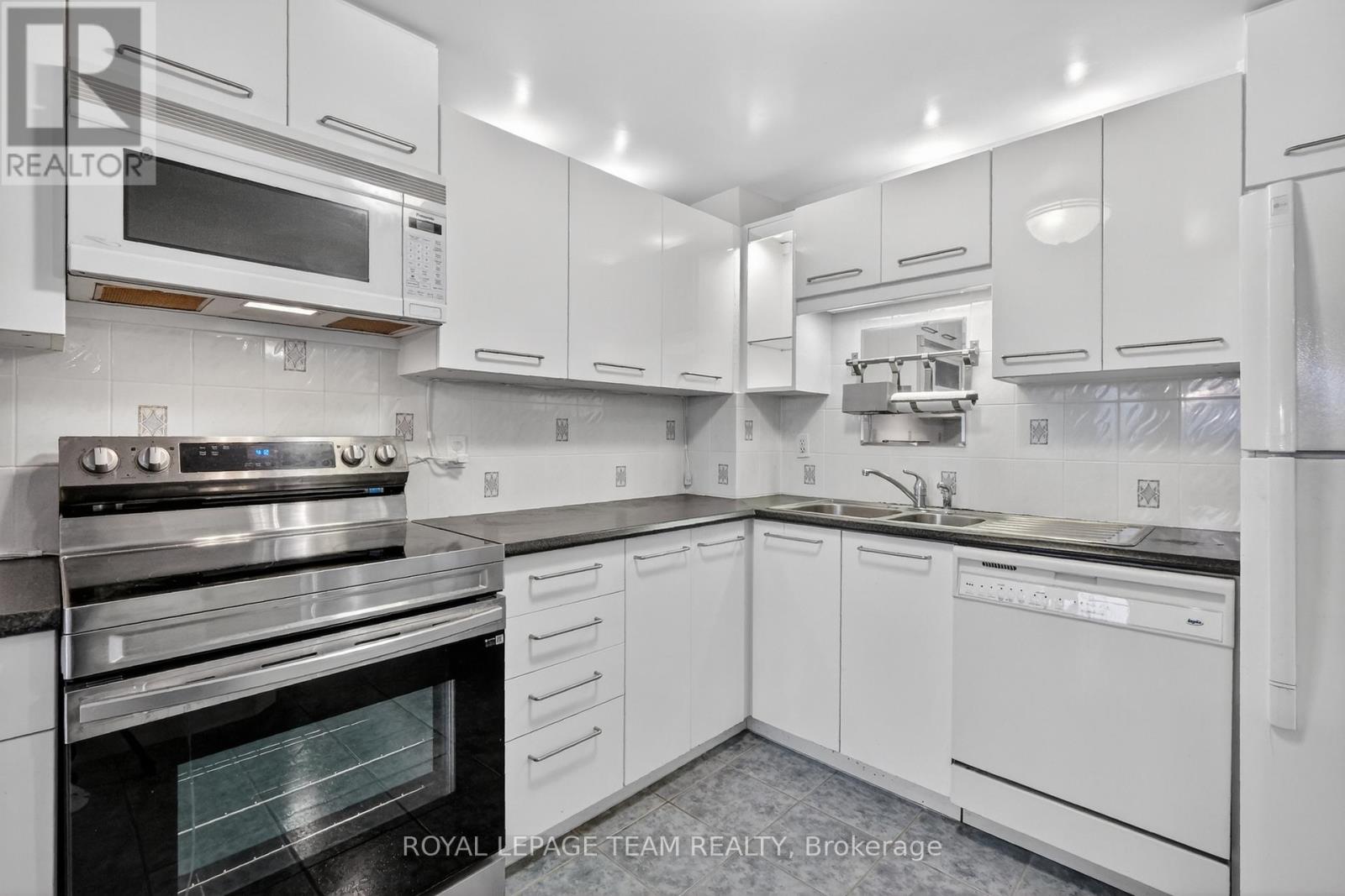 #714 960 TERON ROAD - 29