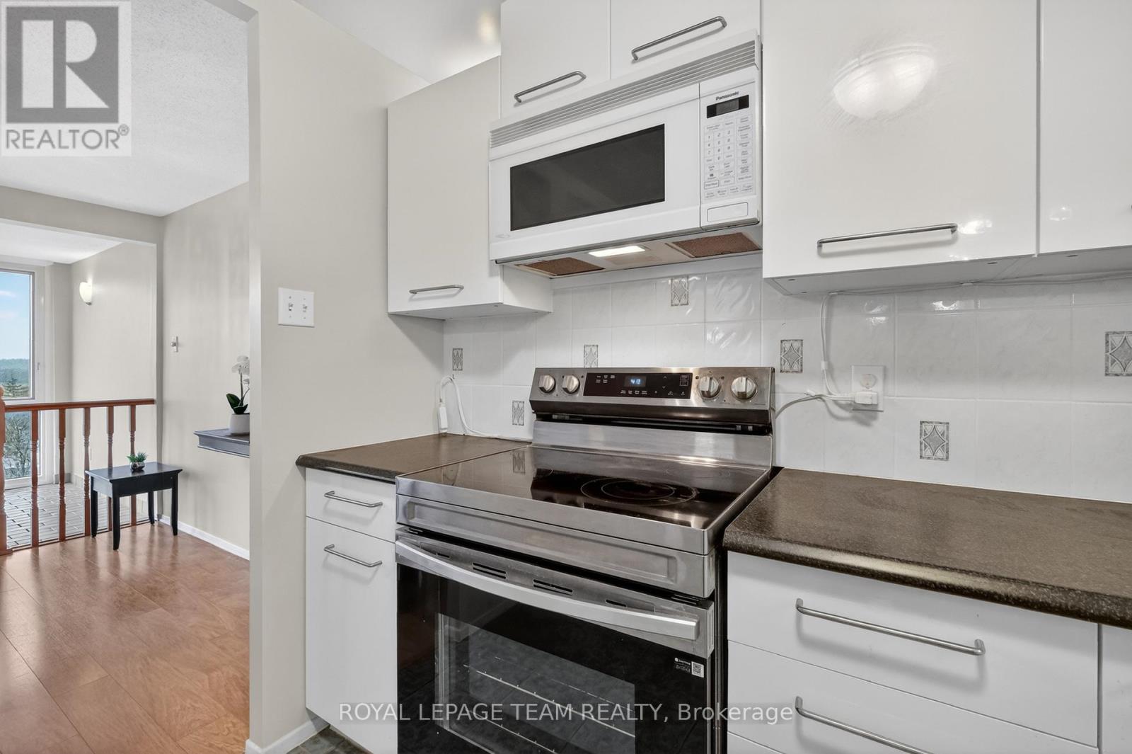 #714 960 TERON ROAD - 32